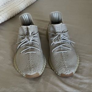 Yeezy Boost 350 V2 / Color: Sesame / Size: Mens 10